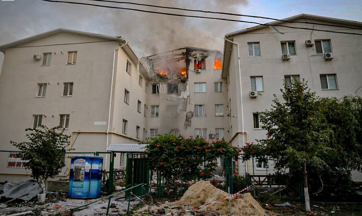 Ударена от руските терористи сграда Ударена от руските терористи сграда